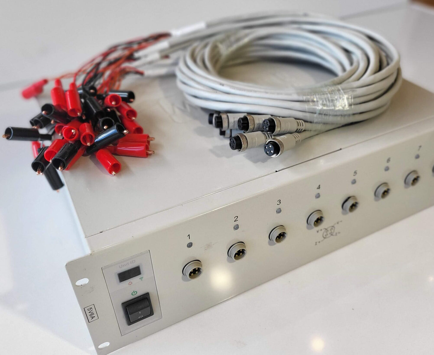 8 Channel Battery Tester