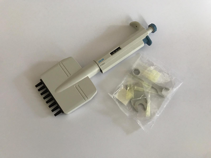 8-Channel Adjustable Volume Pipette